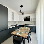 Дом отдыха 07 Duplex Villa, Gjiri I Lalzit, Lura 2 4 Sunbeds Included *
