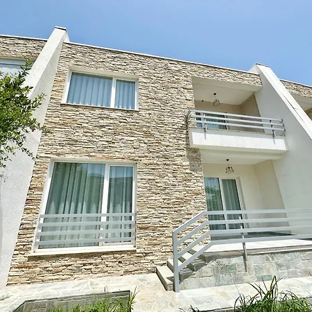 07 Duplex Villa, Gjiri I Lalzit, Lura 2 4 Sunbeds Included بيت للعطل *