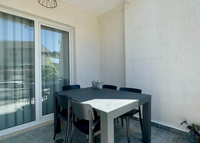 07 Duplex Villa, Gjiri I Lalzit, Lura 2 4 Sunbeds Included *